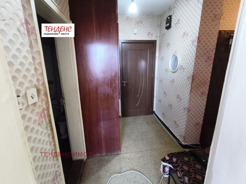 De vânzare  1 dormitor Cârdjali , Veselciane , 70 mp | 74022061 - imagine [2]