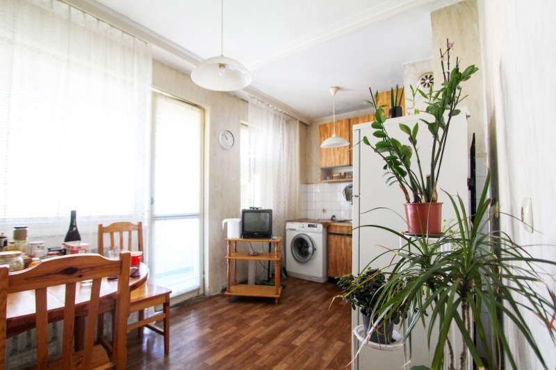 Продава  3-стаен град София , Център , 109 кв.м | 21805525