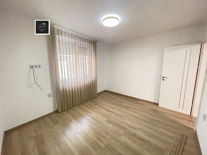 Satılık  2 yatak odası Pazardjik , Idealen centar , 78 metrekare | 10544075 - görüntü [9]