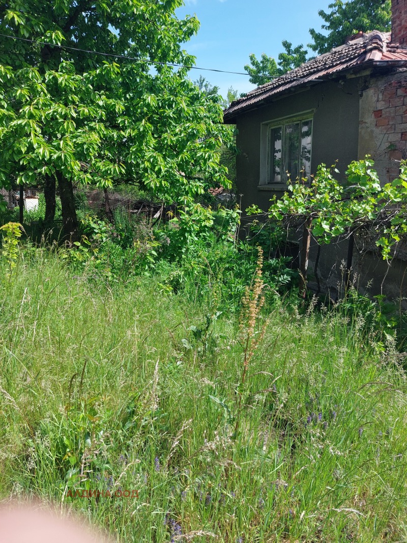 На продаж  Сюжет Перник , Байкушева махала , 570 кв.м | 80829418