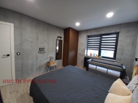 1 dormitorio Vazrazhdane, Ruse 8