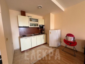 1 bedroom k.k. Zlatni pyasatsi, Varna 5