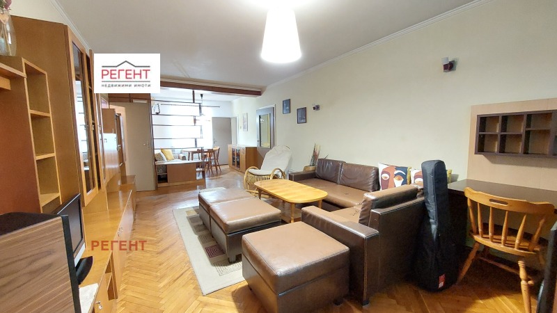 In vendita  2 camere da letto Gabrovo , Borovo , 101 mq | 85186921