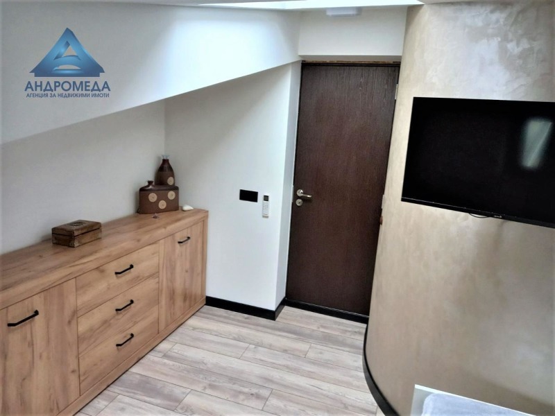 Продава  3-стаен град Плевен , Широк център , 50 кв.м | 88445715 - изображение [12]