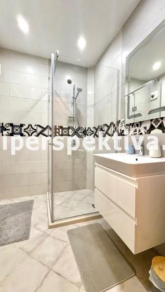 En venta  2 dormitorios Plovdiv , Tsentar , 110 metros cuadrados | 80030699 - imagen [11]