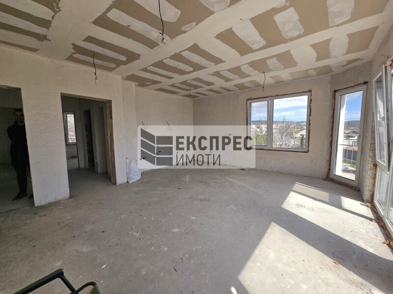 Продава 3-СТАЕН, гр. Варна, м-т Горна Трака, снимка 2 - Апартаменти - 54121164