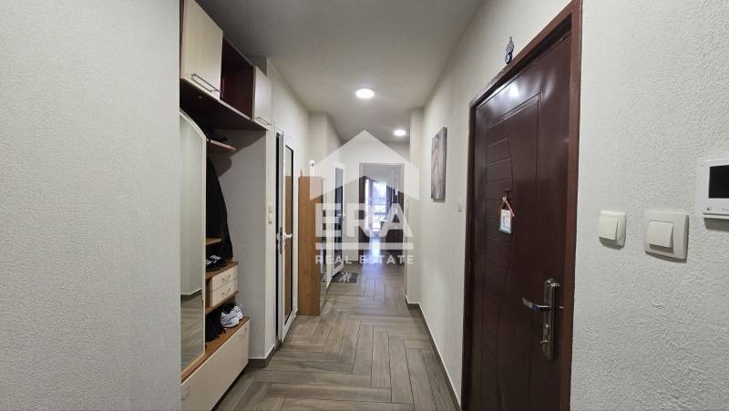 Продава 4-СТАЕН, гр. Перник, Изток, снимка 3 - Апартаменти - 53443450