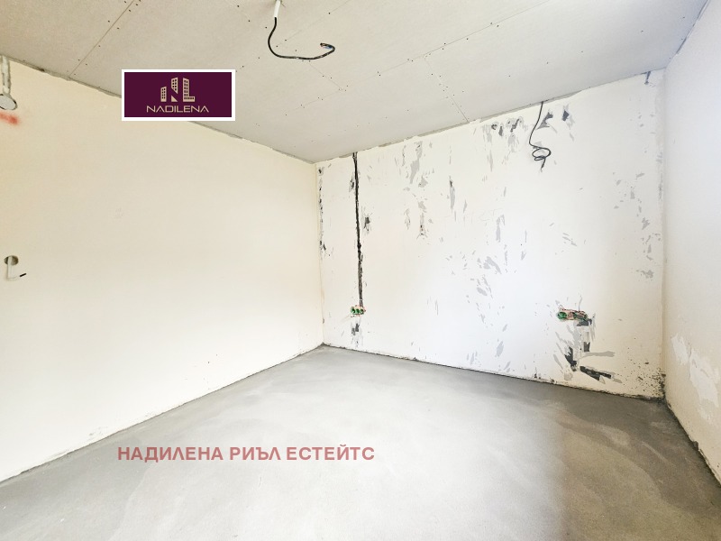 Продава КЪЩА, гр. Ботевград, област София област, снимка 11 - Къщи - 52619189