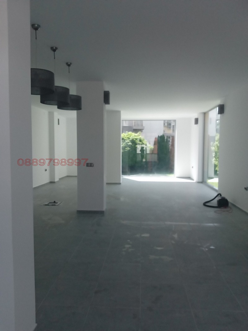 Продава ЗАВЕДЕНИЕ, гр. Хисаря, област Пловдив