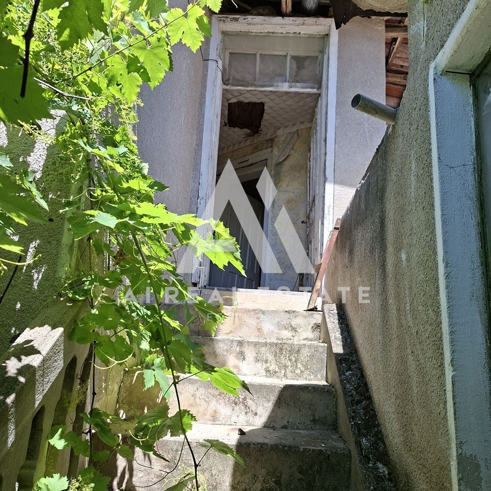Продава КЪЩА, с. Николаево, област Плевен, снимка 9 - Къщи - 54971579