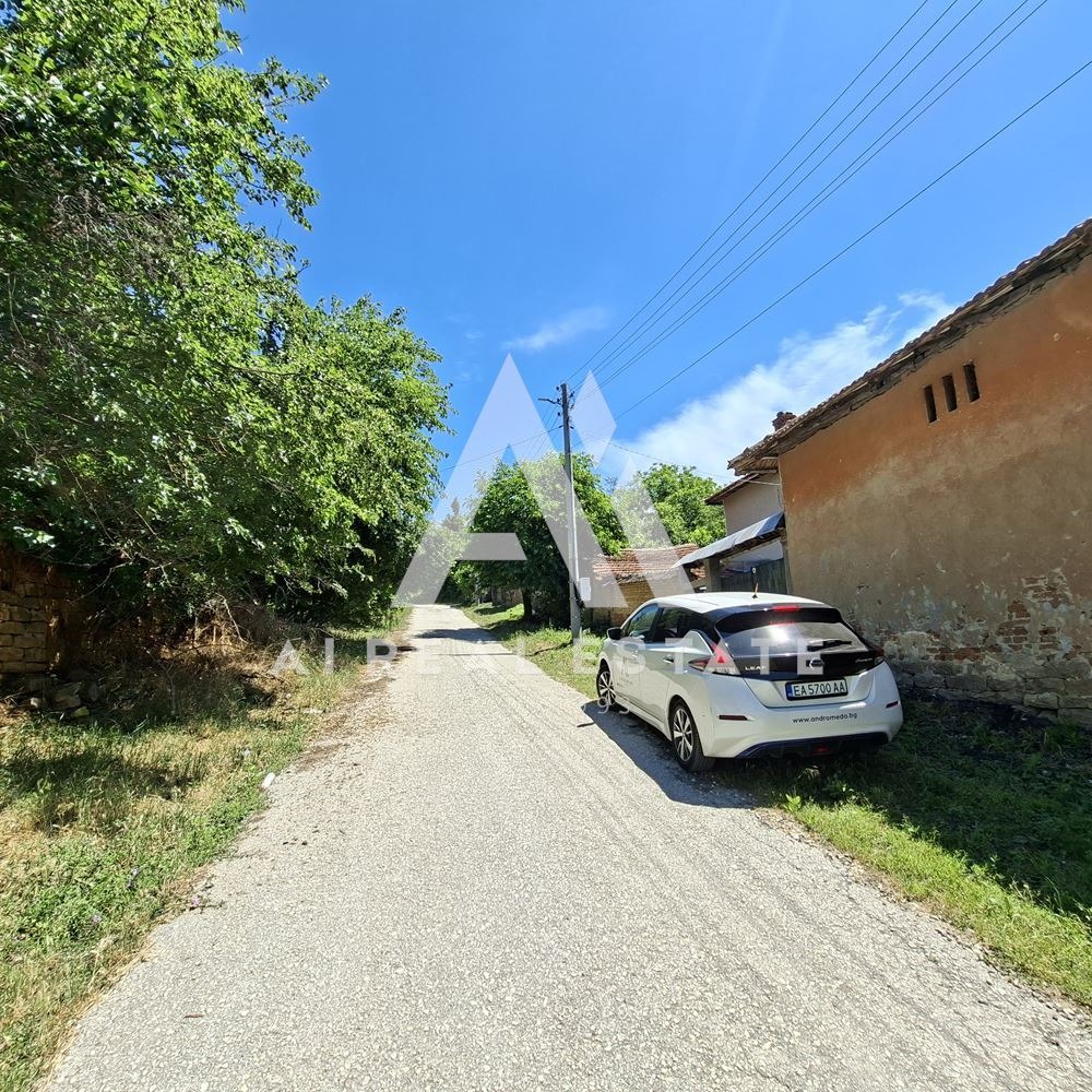 Продава КЪЩА, с. Николаево, област Плевен, снимка 2 - Къщи - 54971579