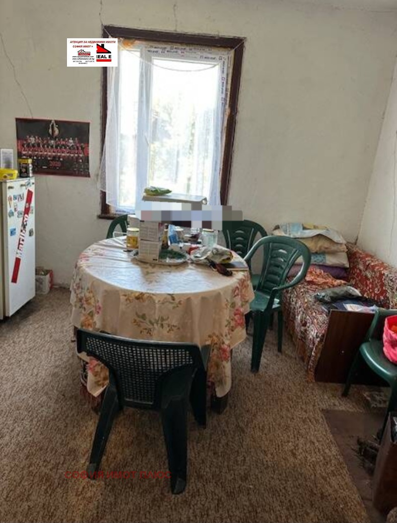 Продава КЪЩА в област Кюстендил, с. Дворище - 75 кв.м / 24 500 € » 47 917.84 лв., СОФИЯ ИМОТ ПЛЮС