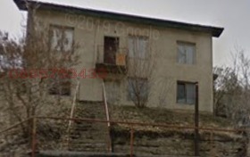 КЪЩА, 75 m2