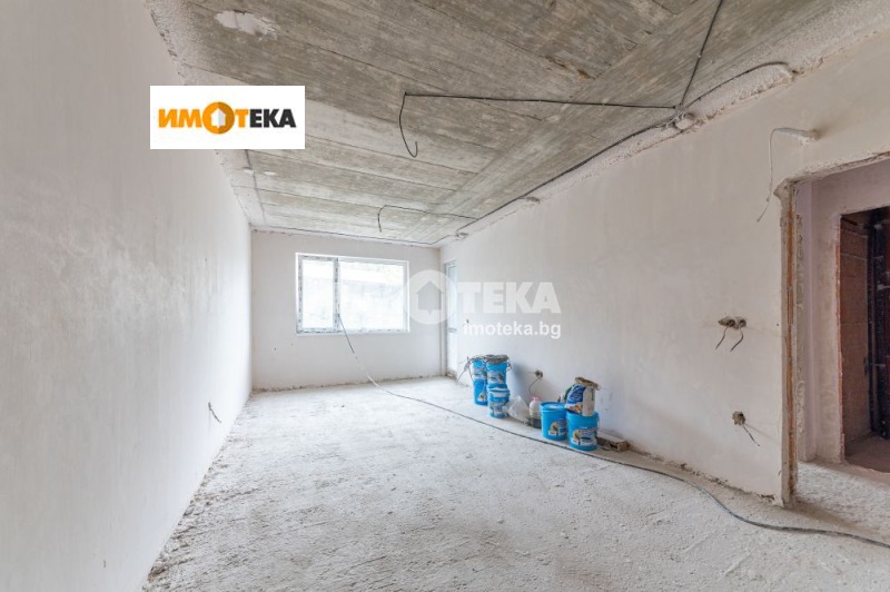 Продава 2-СТАЕН, гр. Варна, Изгрев, снимка 3 - Aпартаменти - 47101724