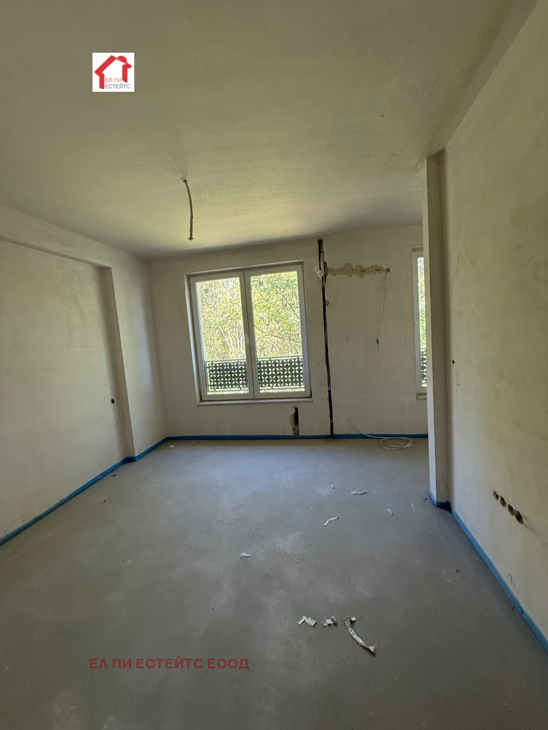 Myytävänä  3 makuuhuonetta Sofia , ž.gr.Južen park , 150 neliömetriä | 14933559 - kuva [7]