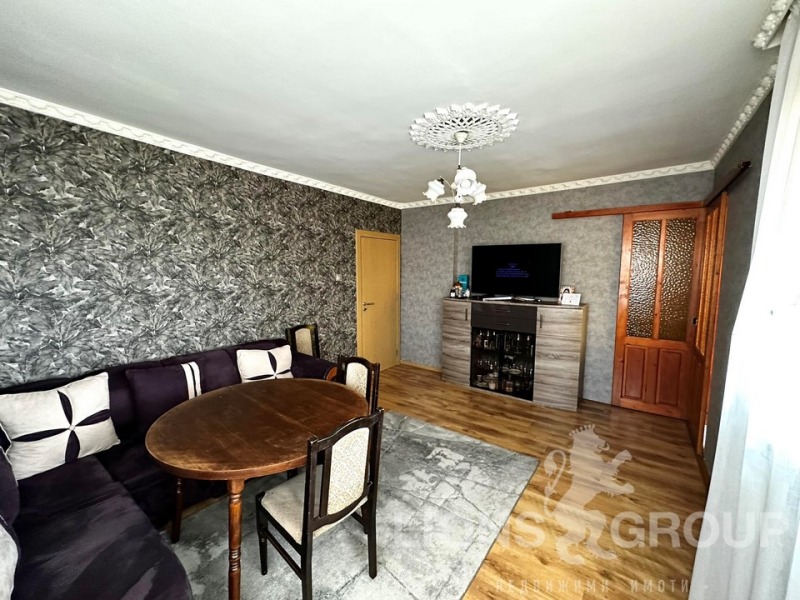 Продава  Етаж от къща град Варна , Цветен квартал , 121 кв.м | 34640150 - изображение [3]