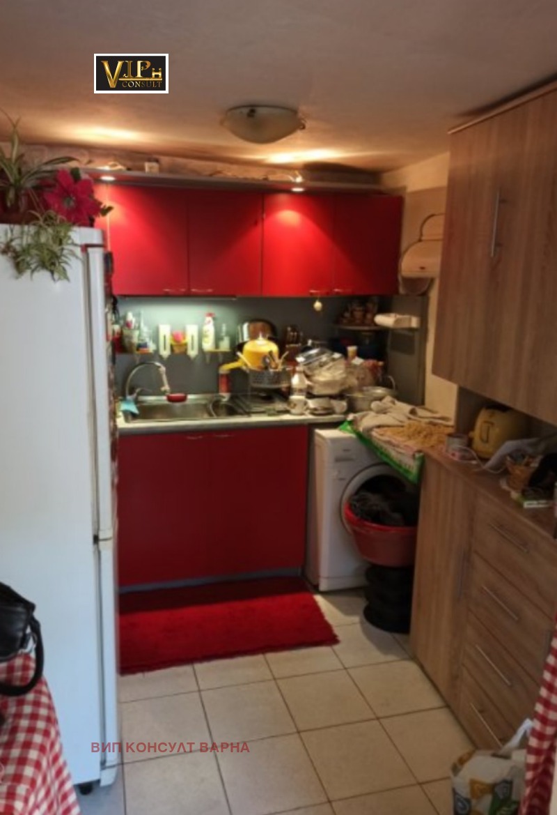 In vendita  Casa Varna , Maksuda , 180 mq | 21047393