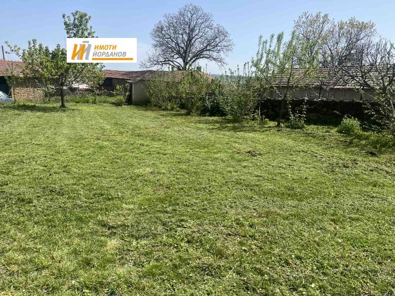 Продава КЪЩА, с. Вишовград, област Велико Търново, снимка 4 - Къщи - 52837583