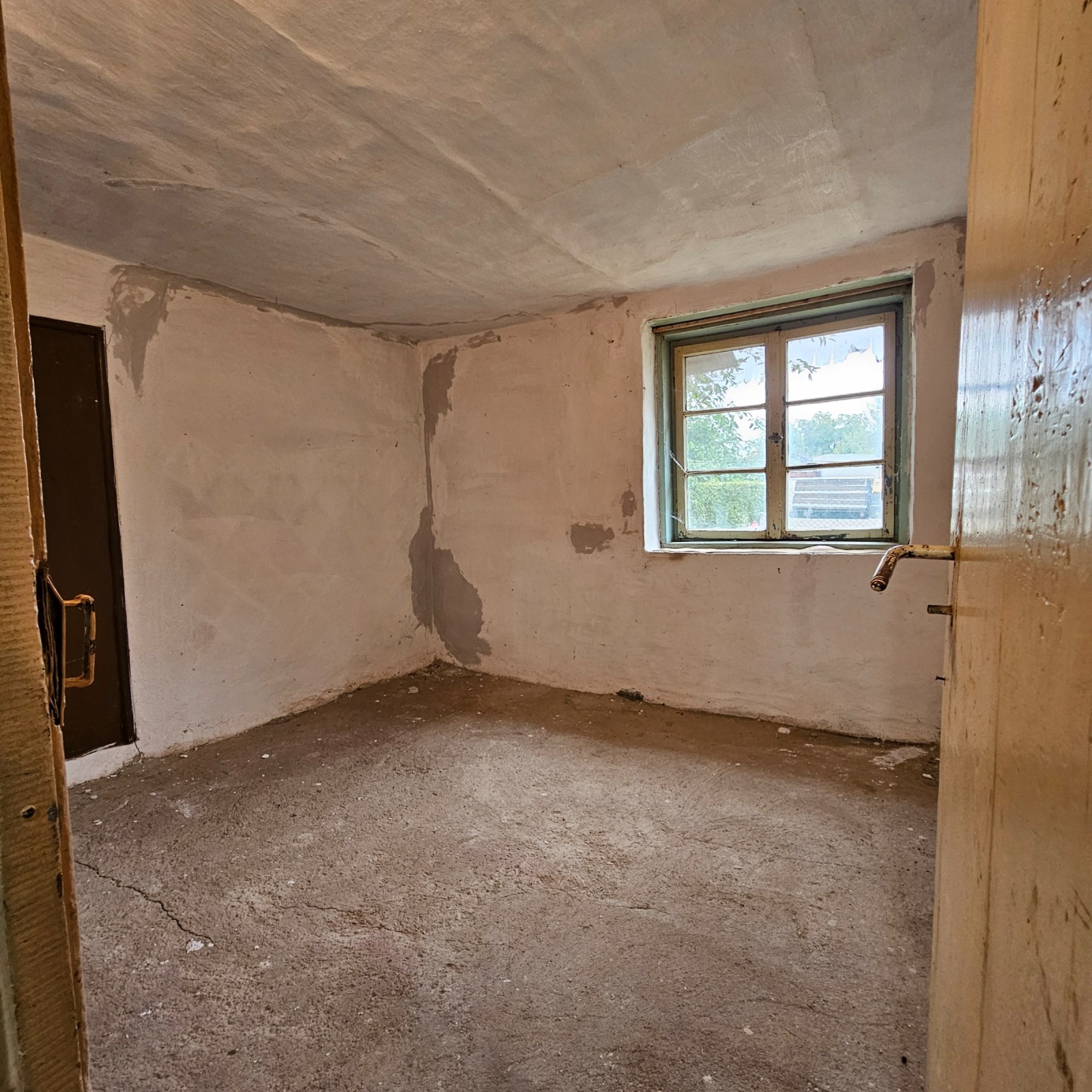 Продава КЪЩА, гр. Ямбол, Каргон, снимка 8 - Къщи - 54894576