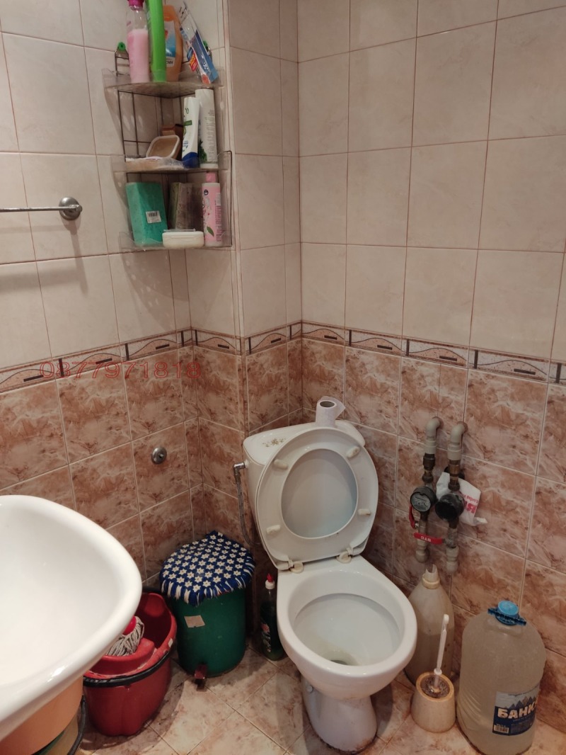 Продава МНОГОСТАЕН, гр. Плевен, Идеален център, снимка 16 - Апартаменти - 52970152