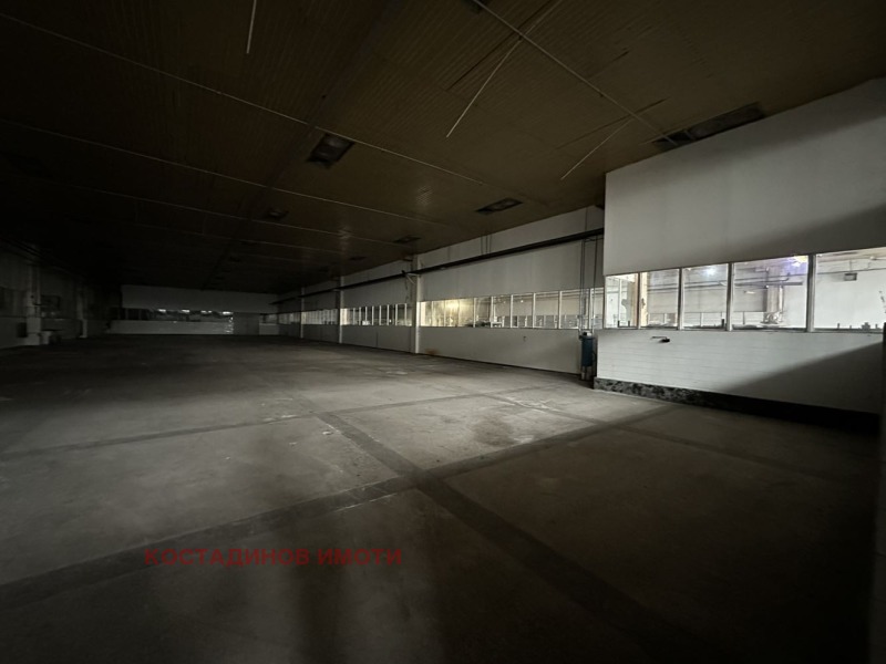 Na sprzedaż  Budynek przemysłowy Plowdiw , Industrialna zona - Trakija , 17000 mkw | 17215914 - obraz [13]