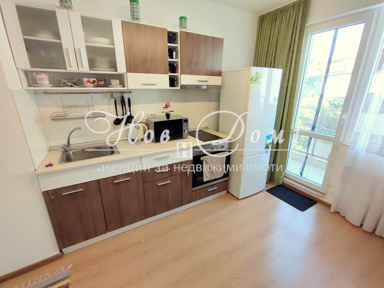 Продава 2-СТАЕН, гр. Варна, Бриз, снимка 2 - Апартаменти - 54332601