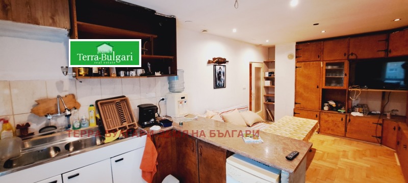 Продава  3-стаен град Перник , Изток , 68 кв.м | 87533185 - изображение [15]