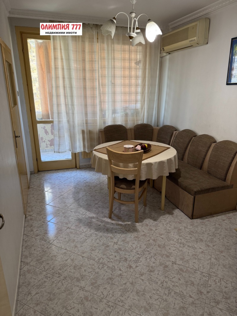 Till salu  2 sovrum Pleven , 9-ti kvartal , 100 kvm | 90195118 - bild [2]