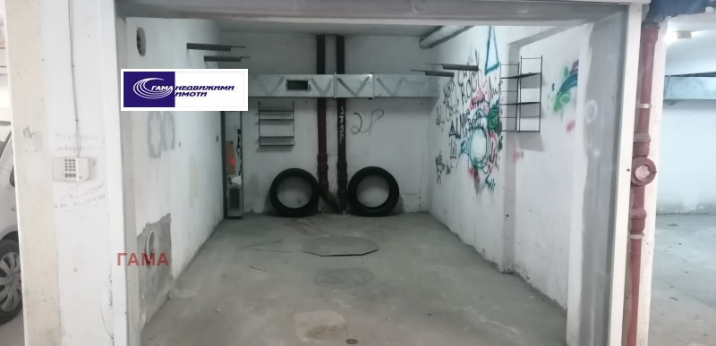 Zu verkaufen  Garage Warna , Zentar , 16 qm | 24856512