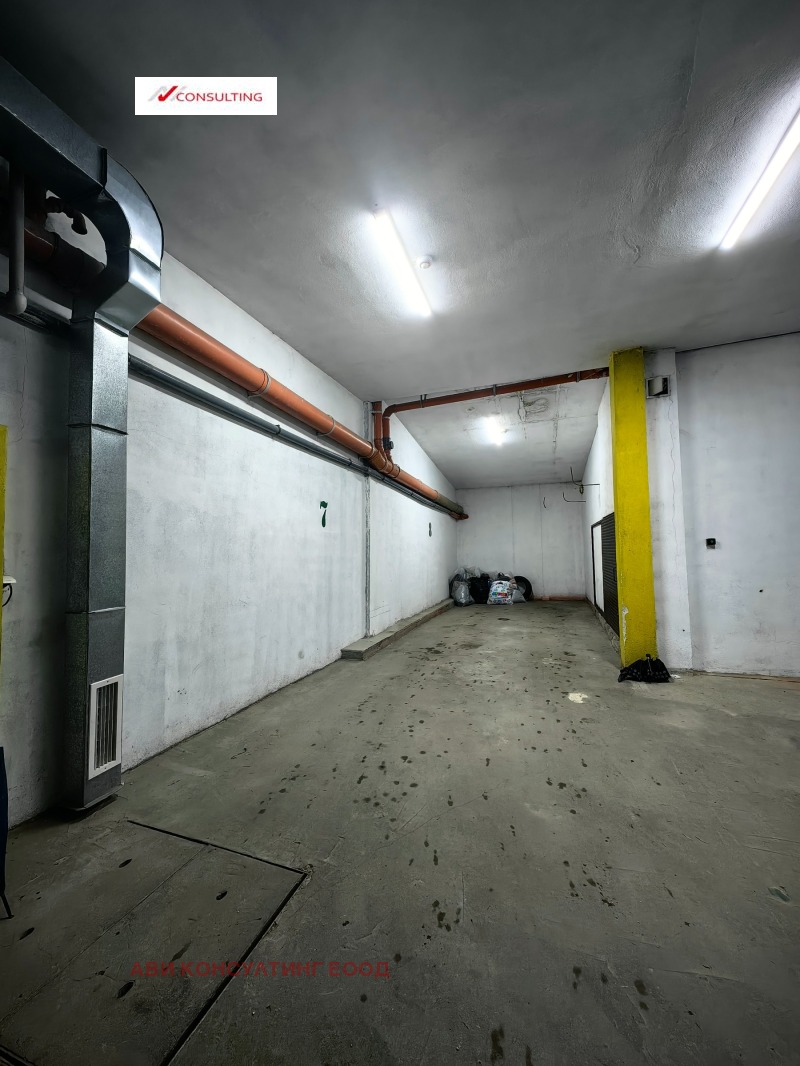 Продава ГАРАЖ, ПАРКОМЯСТО, гр. София, Лагера, снимка 2 - Гаражи и паркоместа - 53539940