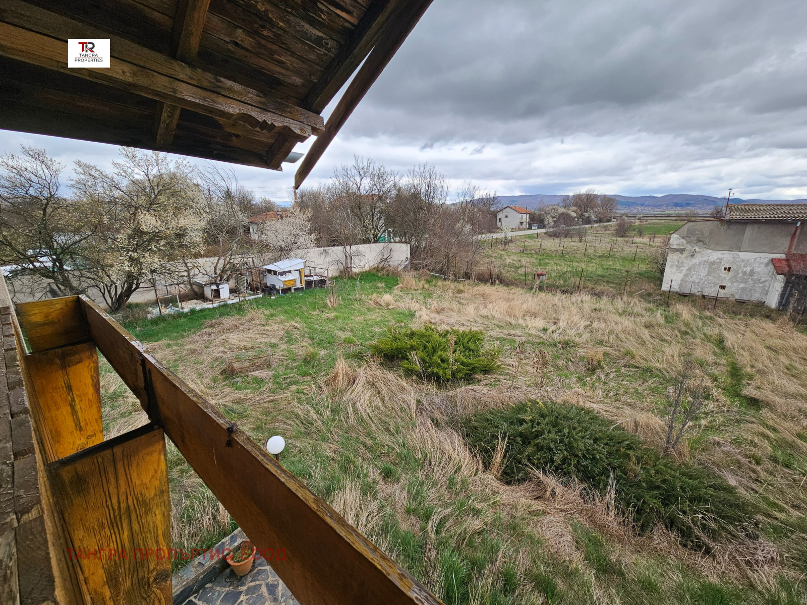 Продава КЪЩА, с. Бобораци, област Перник, снимка 9 - Къщи - 54093407