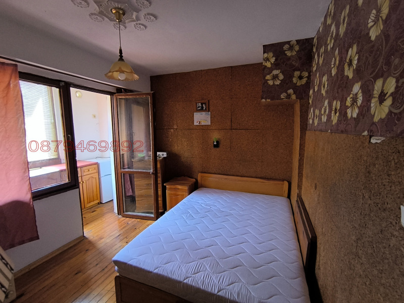 Продава 3-СТАЕН, гр. Бургас, Възраждане, снимка 5 - Апартаменти - 53371453