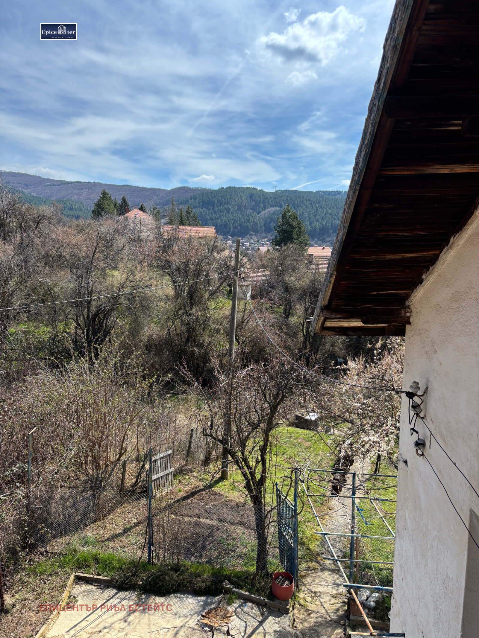 Продава КЪЩА, с. Дрен, област Перник, снимка 10 - Къщи - 54007775