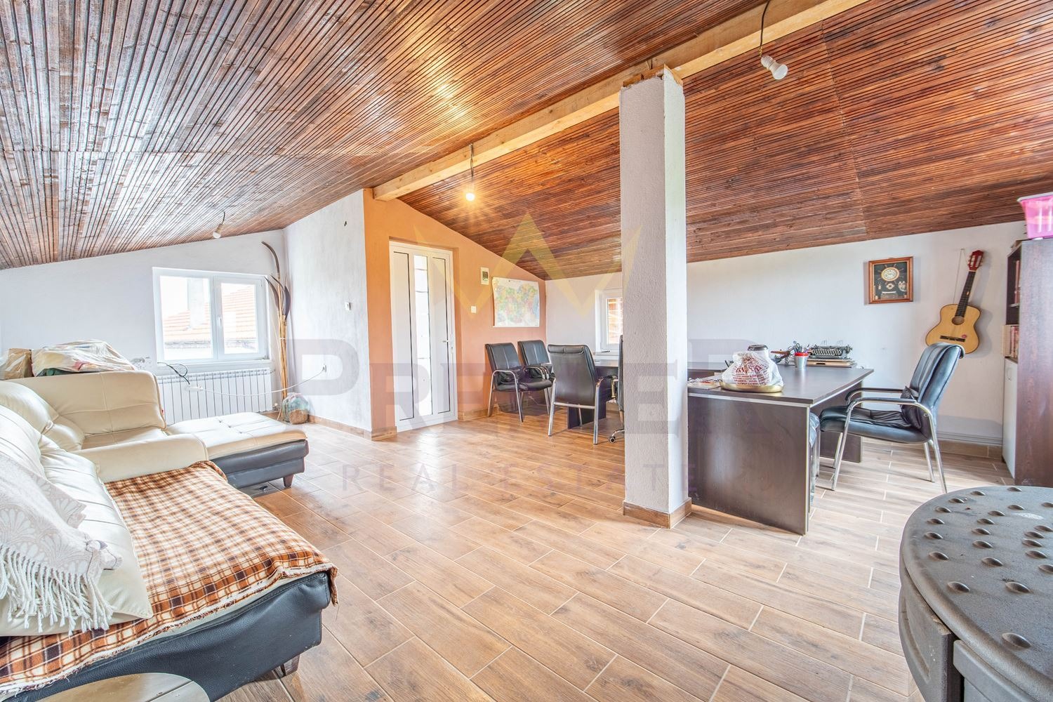 Продава КЪЩА, с. Сенокос, област Добрич, снимка 15 - Къщи - 54111484