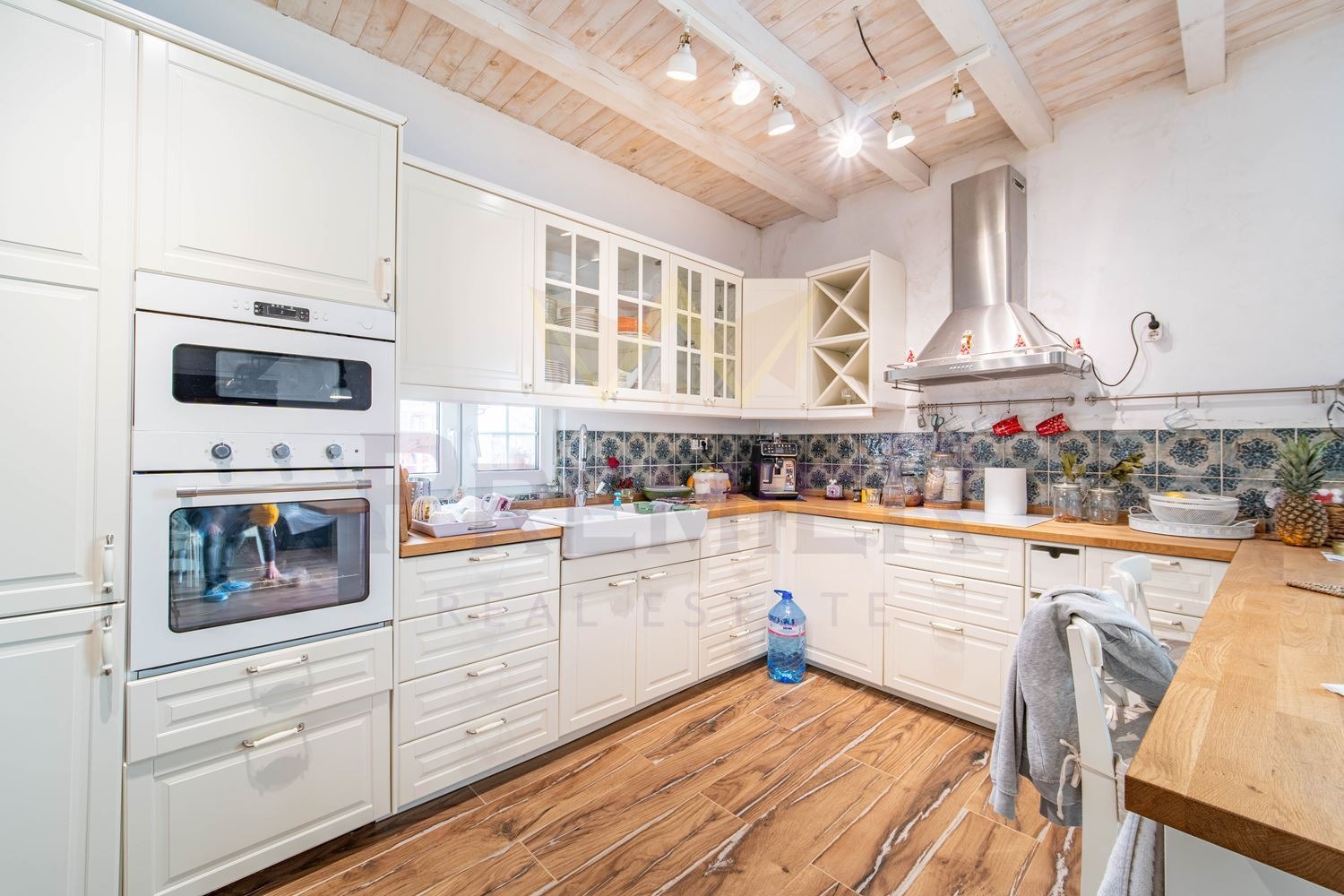 Продава КЪЩА, с. Сенокос, област Добрич, снимка 3 - Къщи - 54111484