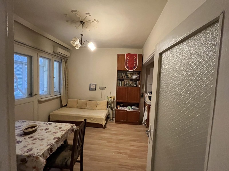 Продава  2-стаен град Пловдив , Център , 65 кв.м | 36862330 - изображение [6]