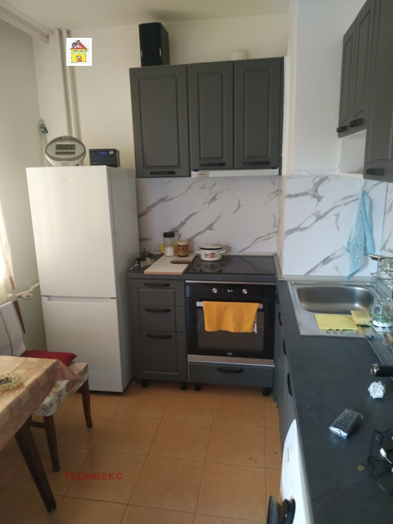 Продава 2-СТАЕН, гр. София, Обеля 2