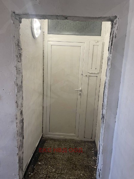 In vendita  2 camere da letto Plovdiv , Mladegki Halm , 86 mq | 60646705 - Immagine [4]