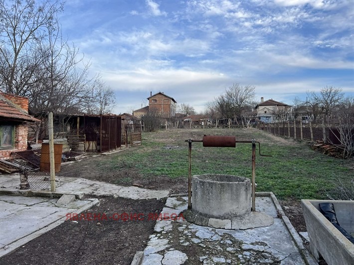 Продава КЪЩА, с. Маломир, област Ямбол, снимка 3 - Къщи - 52845780
