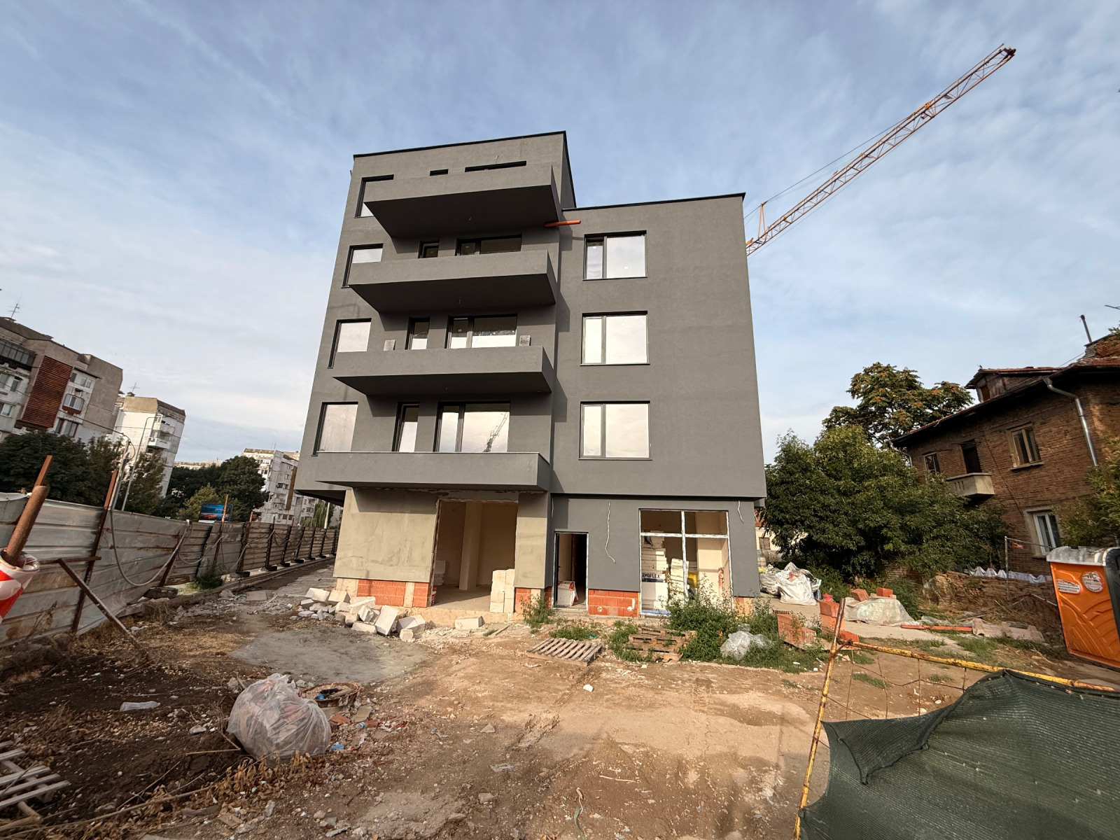 Продава 3-СТАЕН, гр. Русе, Централен южен район, снимка 2 - Апартаменти - 56259571