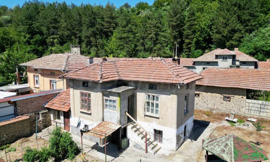 Продава КЪЩА, гр. Павликени, област Велико Търново