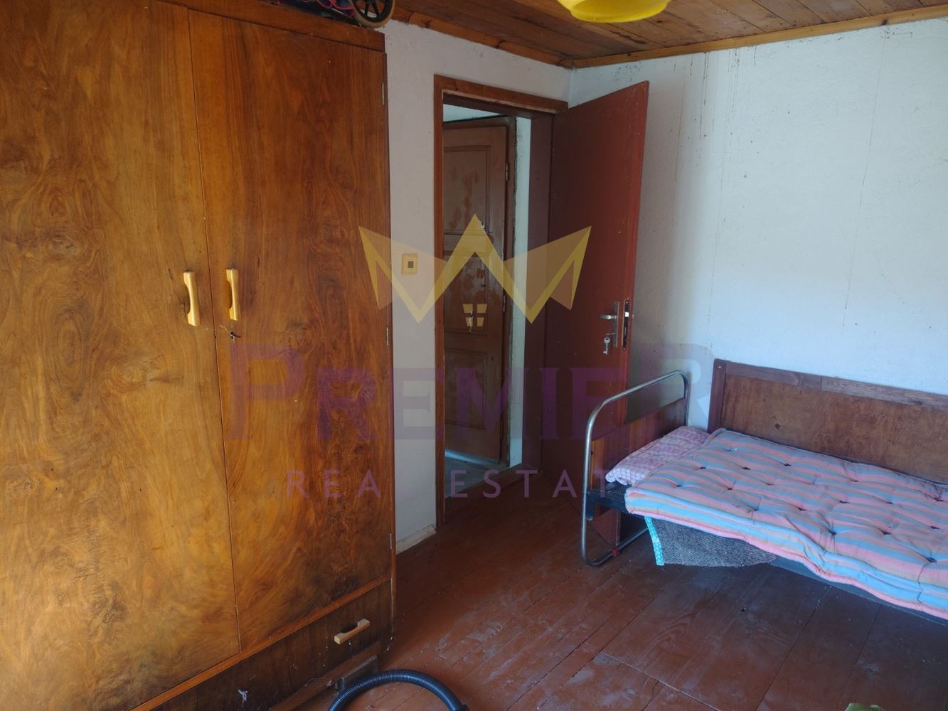 Продава КЪЩА, с. Лешниковци, област Перник, снимка 7 - Къщи - 55936548