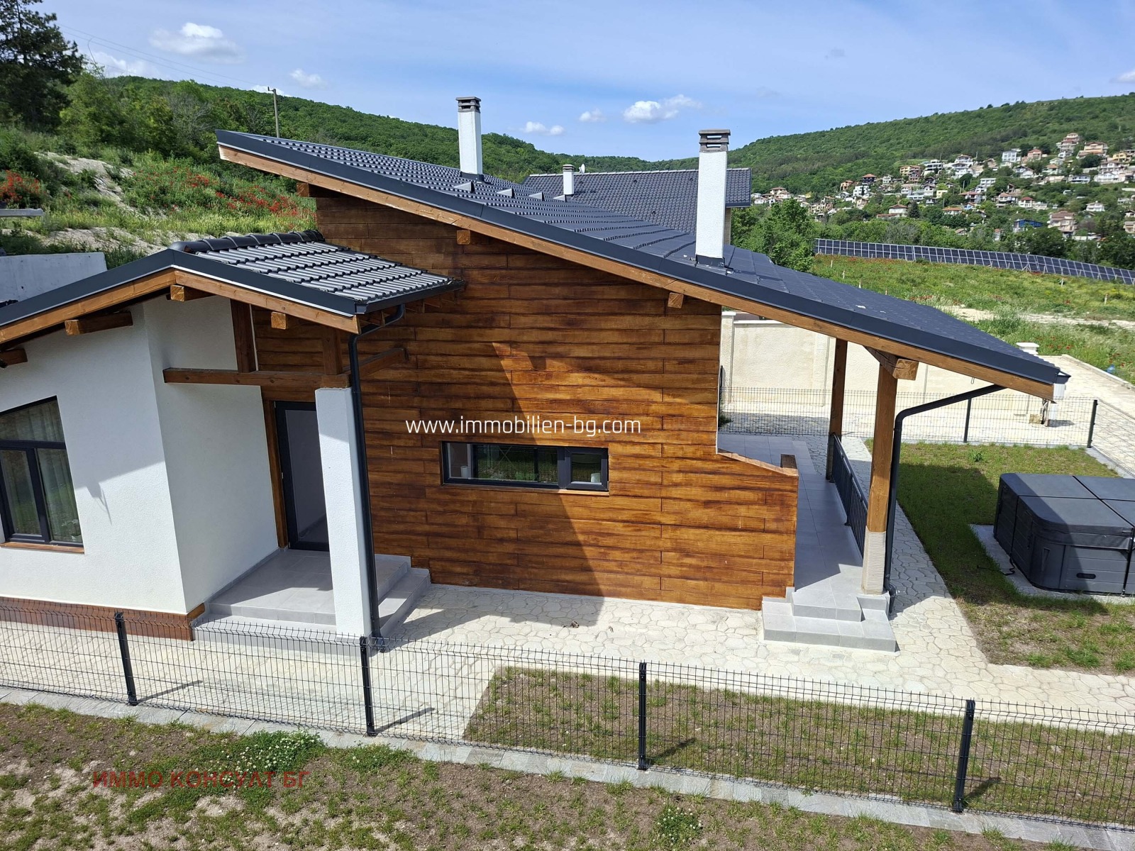 Продава ВИЛА, гр. Балчик, област Добрич, снимка 3 - Вили - 55862029
