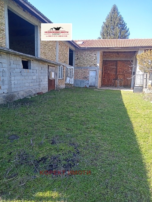 Продава КЪЩА, с. Върбак, област Шумен, снимка 12 - Къщи - 54047187