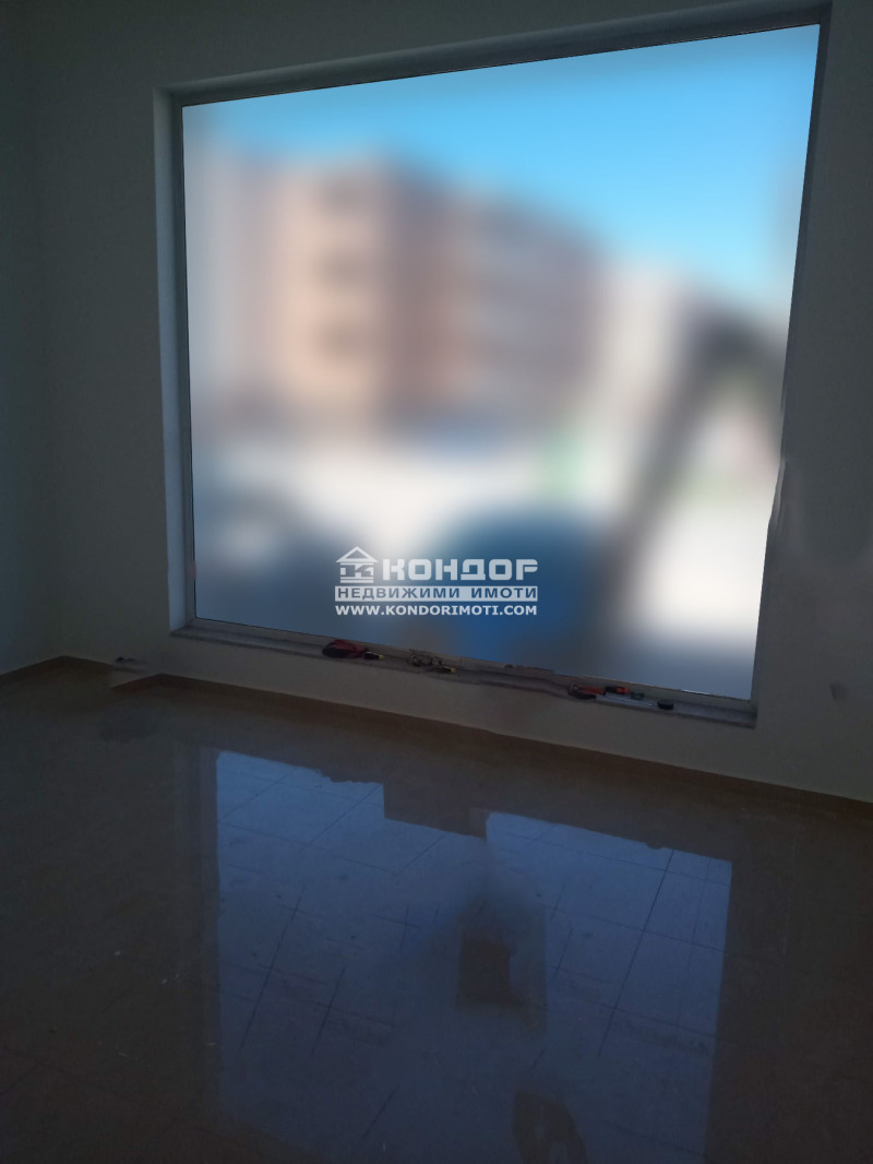 Myytävänä  Myymälä Plovdiv , Ostromila , 31 neliömetriä | 37914384 - kuva [3]