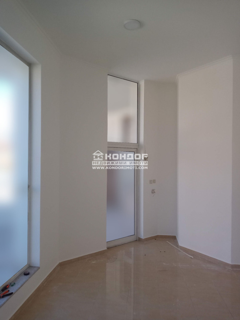 Myytävänä  Myymälä Plovdiv , Ostromila , 31 neliömetriä | 37914384 - kuva [4]
