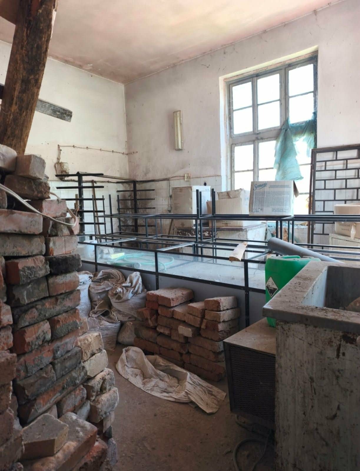 Продава КЪЩА, с. Ломец, област Ловеч, снимка 10 - Къщи - 55021136