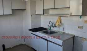 Продава  1-стаен, град София