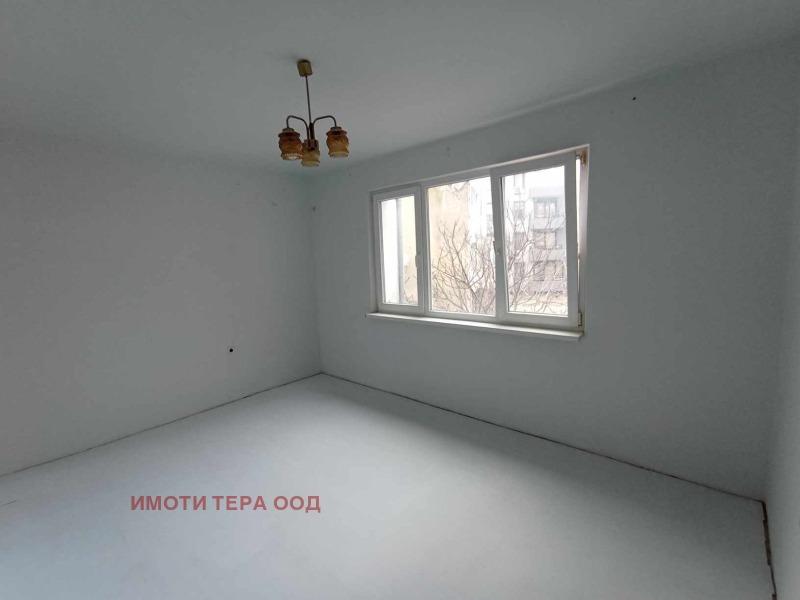 Продава  3-стаен град Варна , Чаталджа , 80 кв.м | 24134732 - изображение [6]