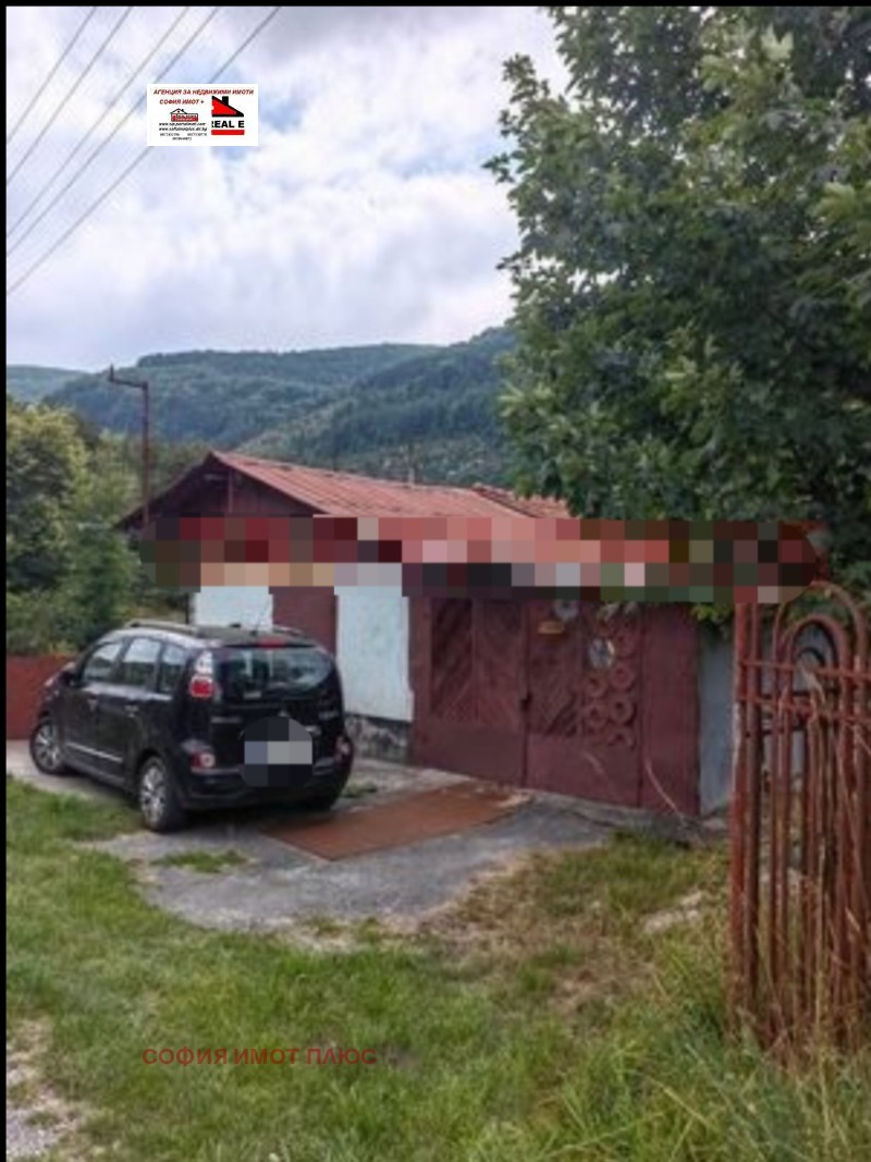 Продава  Къща област София , с. Гинци , 183 кв.м | 15310240 - изображение [2]